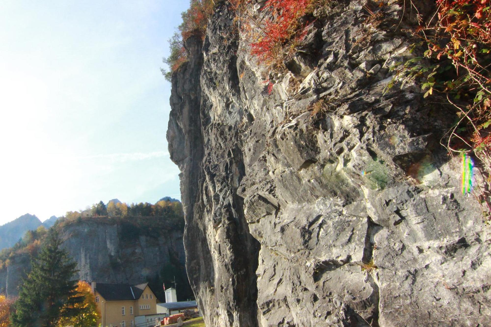 Ferienhaus Zum Klettersteig - Kletterwand, Abstellraum Fuer Ski Oder Bikes, Sauna, Kellerbar, Villa Bürs Buitenkant foto